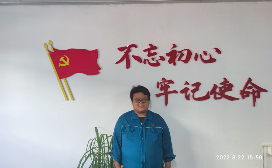 2022年度九州酷游医药优异科技斗争者——张  强